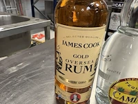 3 diverse flessen geestrijke drank - afbeelding 4 van  7