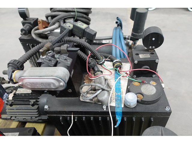 3 diverse hydroliekgroepen - afbeelding 9 van  12