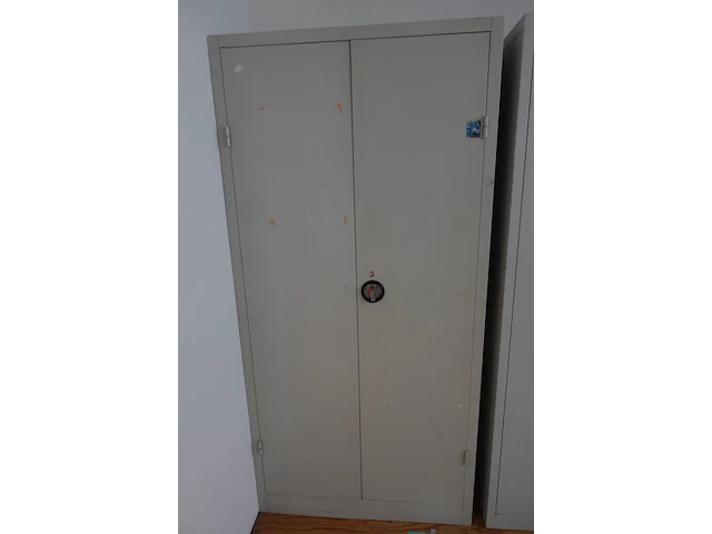 3 diverse metalen dossierkasten + inhoud - afbeelding 2 van  7