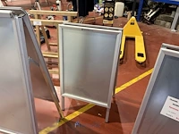 3 diverse metalen stoepborden - afbeelding 4 van  8