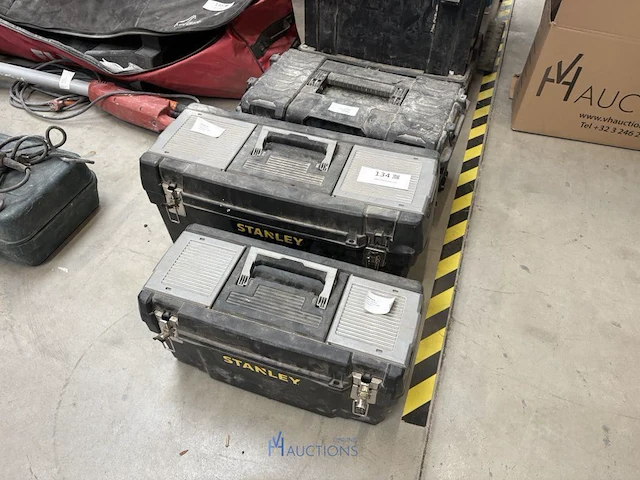 3 diverse pvc werkkoffers - afbeelding 1 van  7