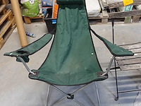 3 diverse stoelen - afbeelding 2 van  3