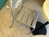 3 diverse tafels met 6 stoelen - afbeelding 3 van  20