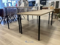 3 diverse tafels - afbeelding 3 van  3