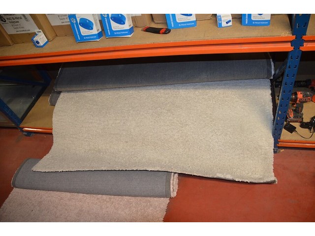 3 diverse tapijten - afbeelding 5 van  6