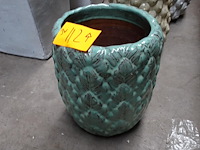 3 diverse vorstvrije terracotta vazen - afbeelding 2 van  4