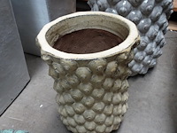 3 diverse vorstvrije terracotta vazen - afbeelding 3 van  4