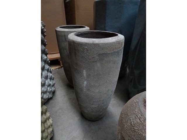 3 diverse vorstvrije terracotta vazen - afbeelding 3 van  4