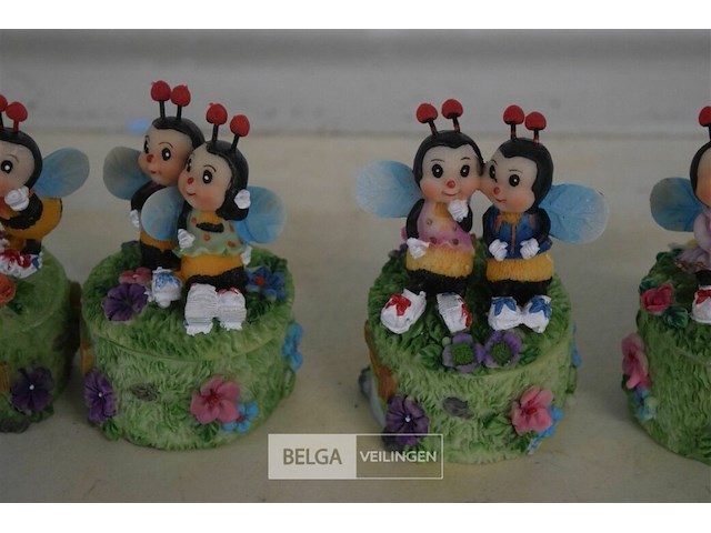 3 doosjes van 4 gedecoreerd potjes - afbeelding 3 van  4