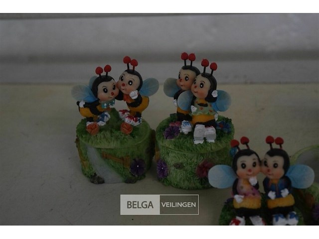 3 doosjes van 4 gedecoreerd potjes - afbeelding 2 van  3