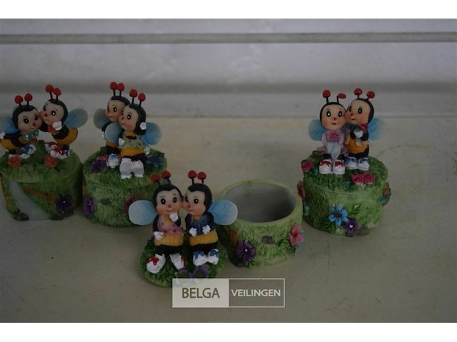 3 doosjes van 4 gedecoreerd potjes - afbeelding 3 van  3