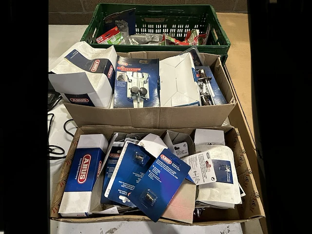 3 dozen abus onderdelen - afbeelding 1 van  6