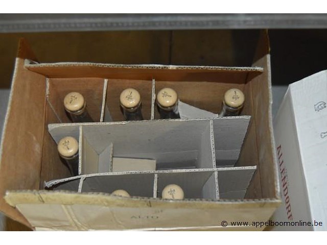3 dozen allendorf plus 8 flessen pilzer - afbeelding 2 van  4