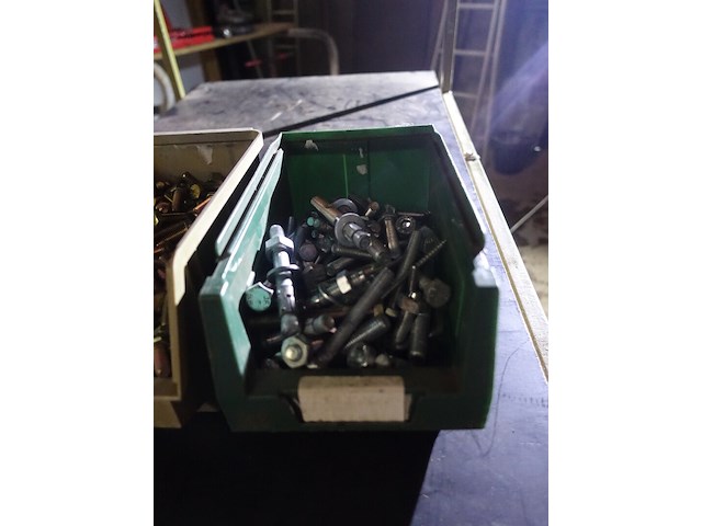 3 dozen diverse bouten - afbeelding 4 van  24