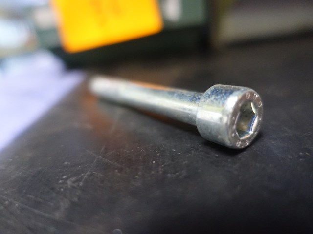 3 dozen diverse bouten - afbeelding 6 van  24