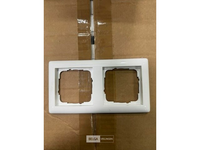 3 dozen dubbel afdekplaatjes gira - afbeelding 1 van  2