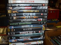 3 dozen en 1 kist gevuld met ca. 320 dvd's - afbeelding 3 van  7