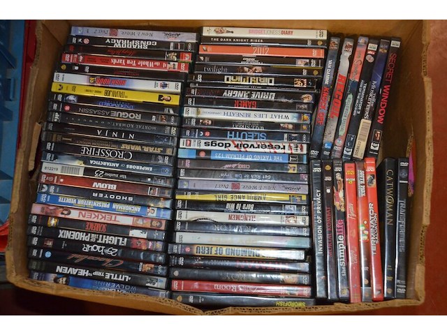 3 dozen en 1 kist gevuld met ca. 320 dvd's - afbeelding 5 van  7