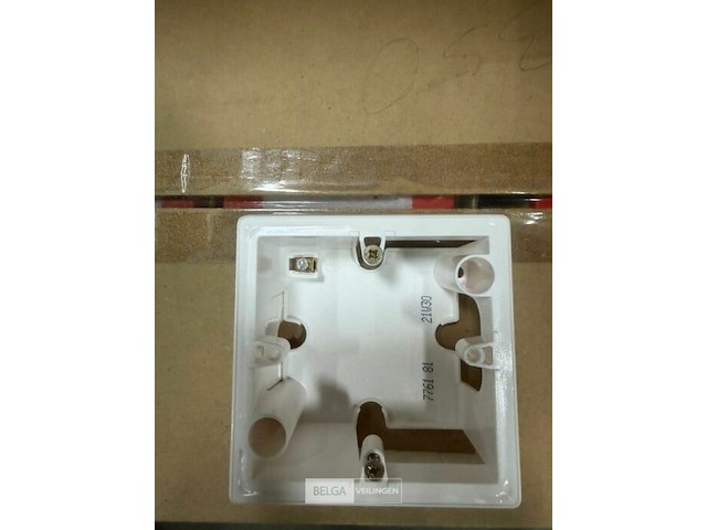 3 dozen inbouwdoos - afbeelding 2 van  3