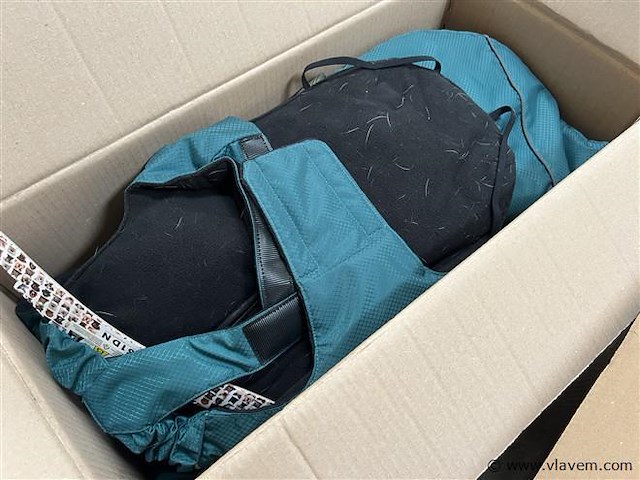 3 dozen, inh. div. huisdieren toebehoren - afbeelding 2 van  4