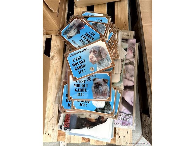 3 dozen, inh. partij div. huisdieren toebehoren en enige bordjes - afbeelding 3 van  4