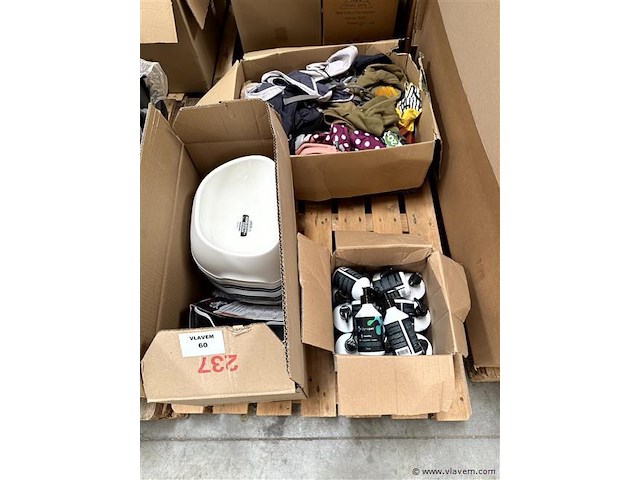 3 dozen, inh. partij div. huisdieren toebehoren - afbeelding 1 van  4