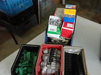 3 dozen klemmenstroken en bak klemmen - afbeelding 1 van  6