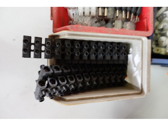 3 dozen klemmenstroken en bak klemmen - afbeelding 4 van  6