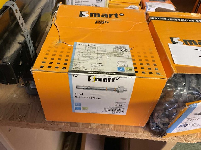 3 dozen met anker bouten - afbeelding 5 van  6