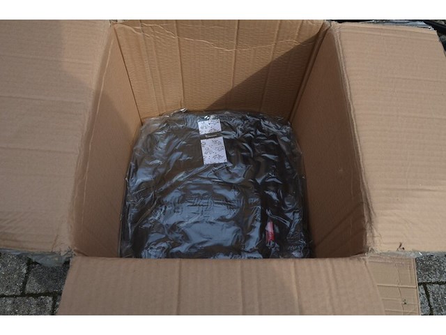 3 dozen met ca. 62 zwarte rugzakken animals - afbeelding 2 van  7