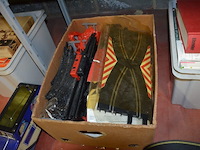 3 dozen met stripverhalen en boeken, 1 doos speelgoed - afbeelding 5 van  10