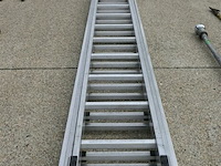 3-dubbele aluminium ladder - afbeelding 2 van  4