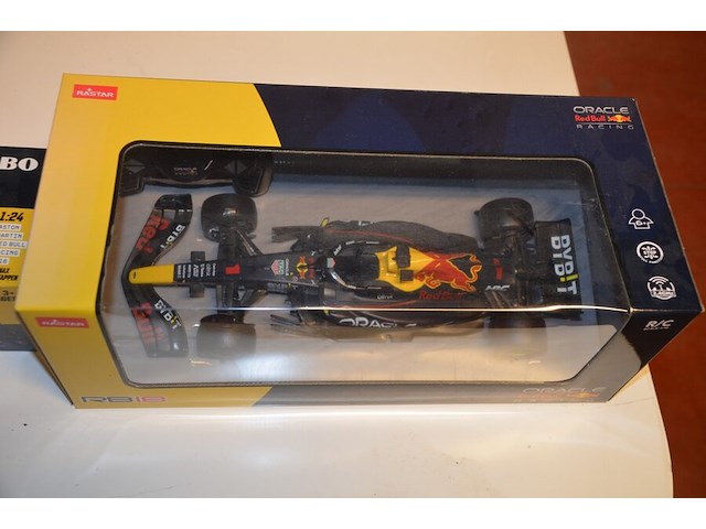 3 f1 auto's max verstappen - afbeelding 2 van  7