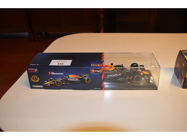 3 f1 auto's max verstappen - afbeelding 5 van  7