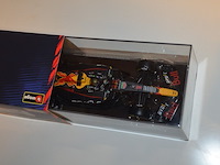 3 f1 auto's max verstappen - afbeelding 6 van  7