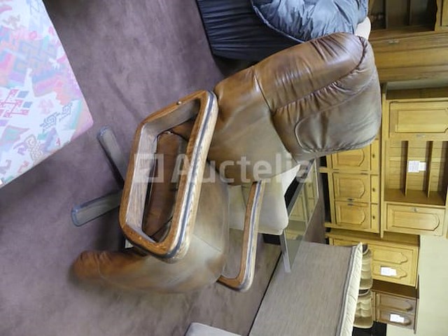 3 fauteuils en diverse ontspanningsplekken - afbeelding 1 van  9