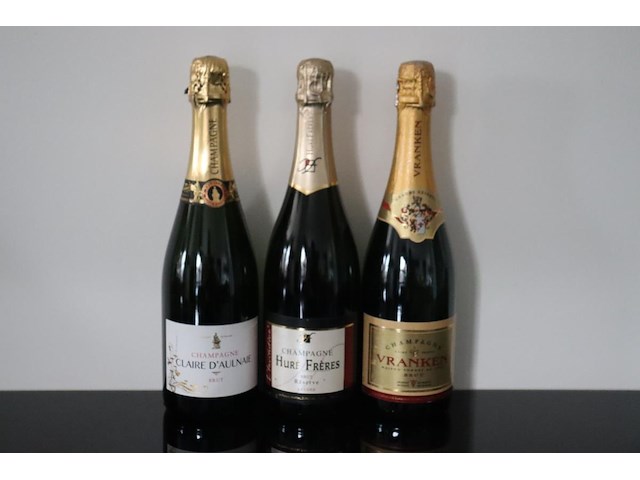 3 flessen champagne - afbeelding 1 van  4