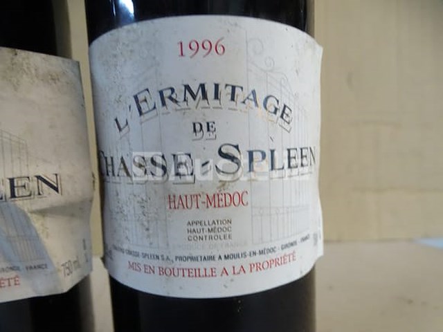 3 flessen haut-médoc l'ermitage de chasse-spleen 1996 - afbeelding 3 van  4