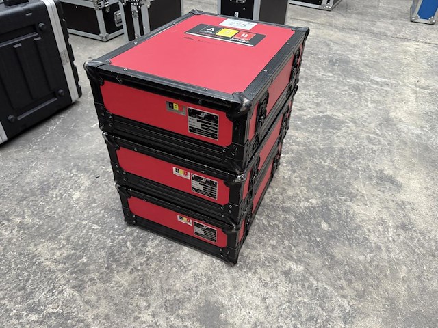 3 flightcases - afbeelding 2 van  9
