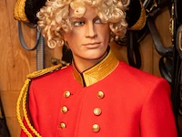3 footmen van het belgisch koningshuis - afbeelding 5 van  26
