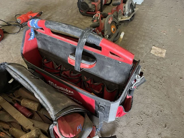 3 gereedschapstassen/-koffers met inhoud - afbeelding 5 van  5
