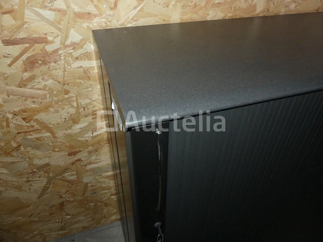 3 gesloten kasten - afbeelding 5 van  5