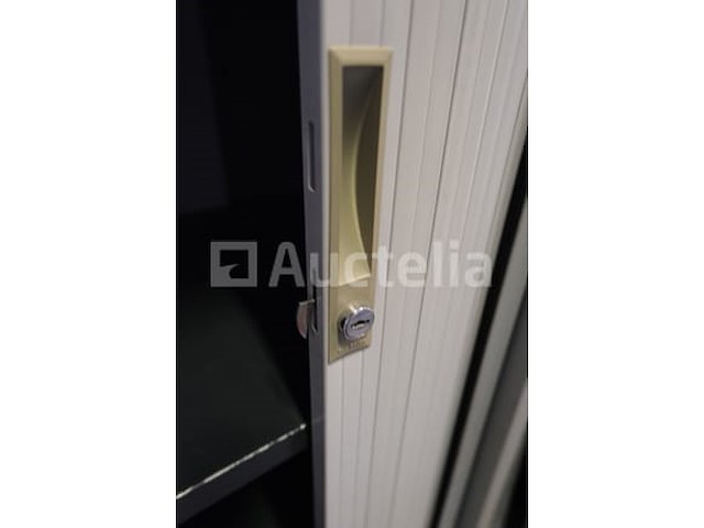 3 gesloten kasten - afbeelding 4 van  7