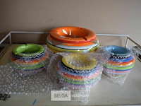 3 gewone en 1 grote asbak - afbeelding 1 van  2