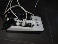 3-handset multi-socket omvormer - afbeelding 1 van  3