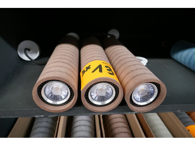 3 hanglampen initial - afbeelding 1 van  3