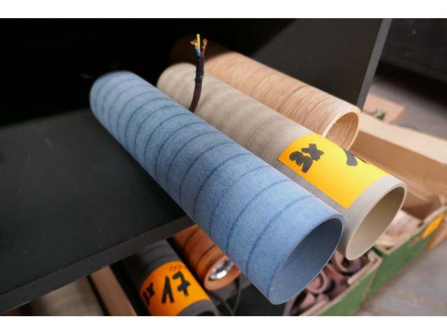 3 hanglampen initial - afbeelding 2 van  3