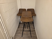 3 hoge stoelen - afbeelding 1 van  5