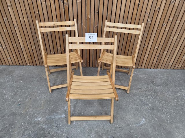 3 houten klapstoelen - afbeelding 1 van  6
