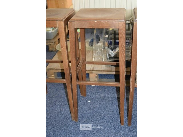 3 houten krukjes - afbeelding 2 van  2